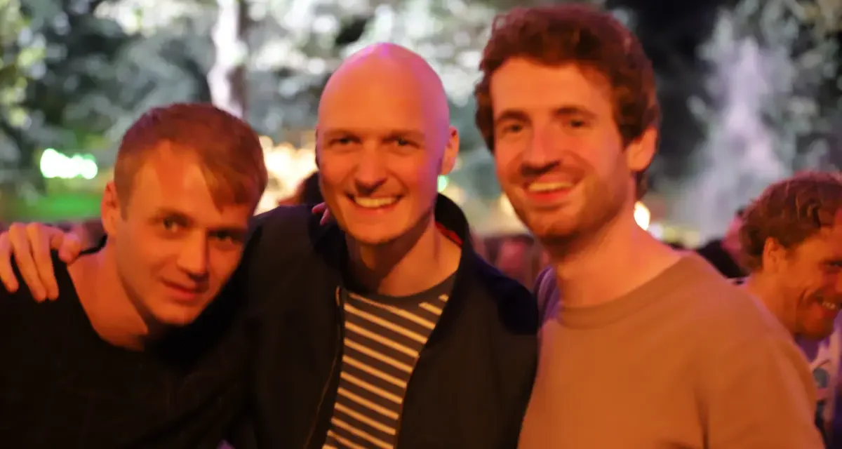 Music on Payday 2024: Spontane sfeer en vrolijke gezichten in Eersel