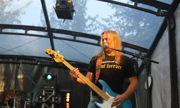 The Dirty Denims zorgen voor energieke rockvibes tijdens Music On Payday 2025
