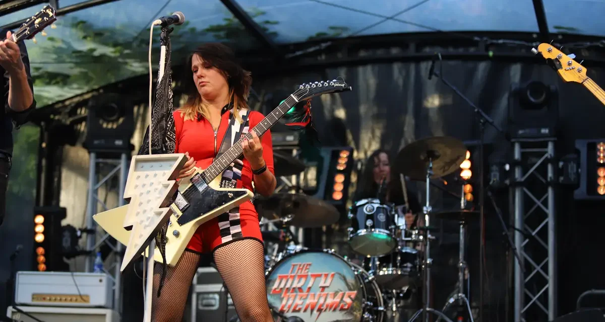 The Dirty Denims zorgen voor energieke rockvibes tijdens Music On Payday 2025