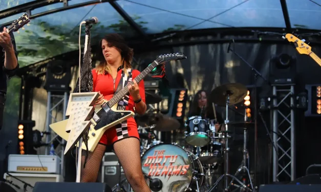 The Dirty Denims zorgen voor energieke rockvibes tijdens Music On Payday 2025