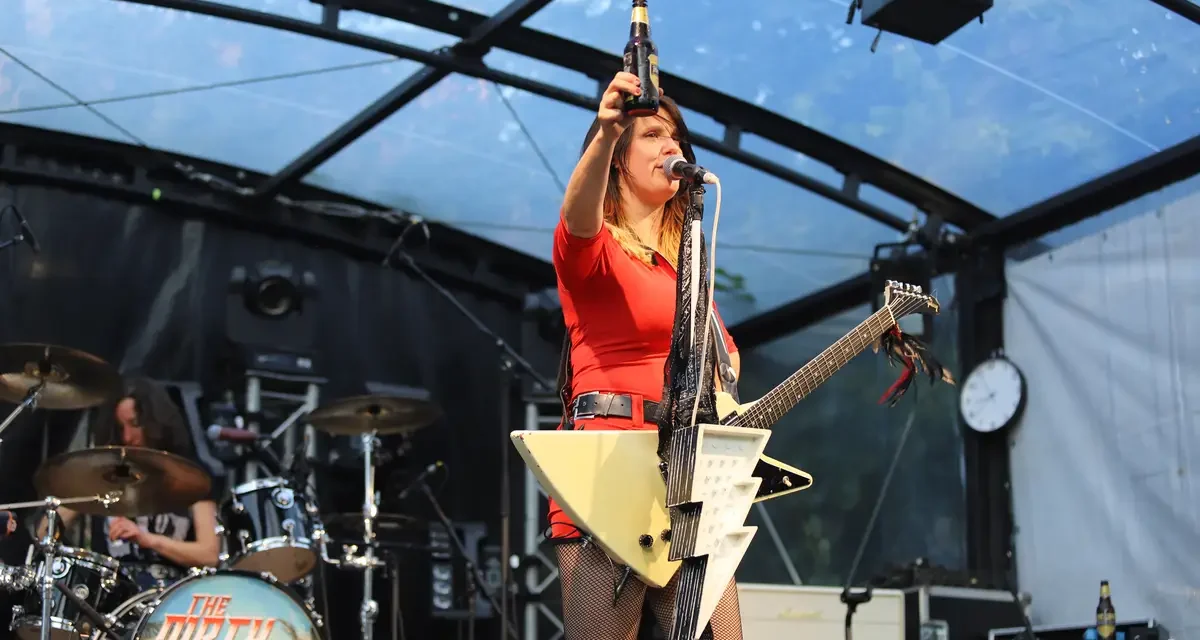 The Dirty Denims zorgen voor energieke rockvibes tijdens Music On Payday 2025
