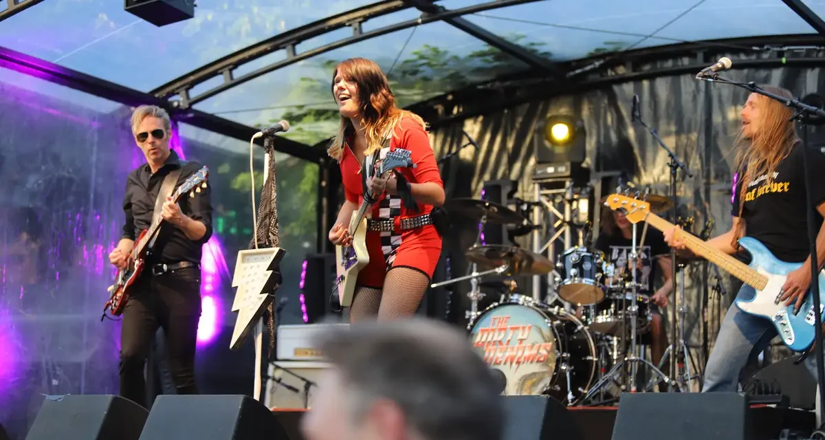 The Dirty Denims zorgen voor energieke rockvibes tijdens Music On Payday 2025