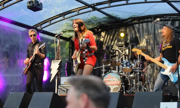 The Dirty Denims zorgen voor energieke rockvibes tijdens Music On Payday 2025