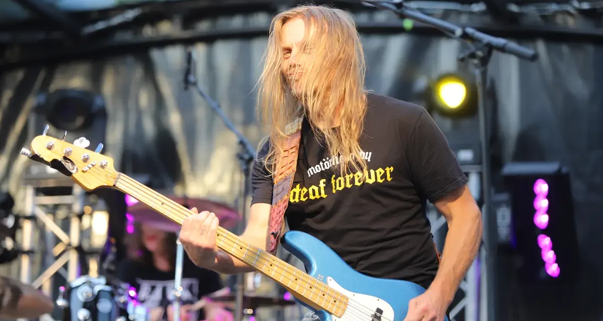 The Dirty Denims zorgen voor energieke rockvibes tijdens Music On Payday 2025