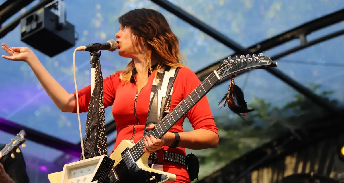 The Dirty Denims zorgen voor energieke rockvibes tijdens Music On Payday 2025