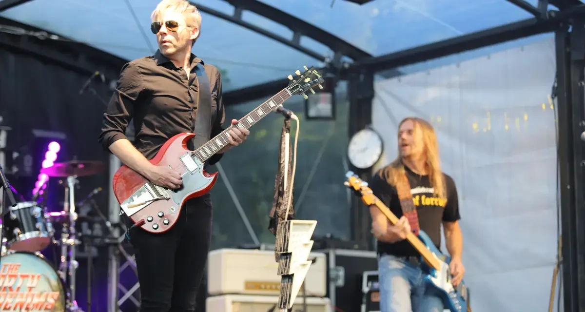 The Dirty Denims zorgen voor energieke rockvibes tijdens Music On Payday 2025