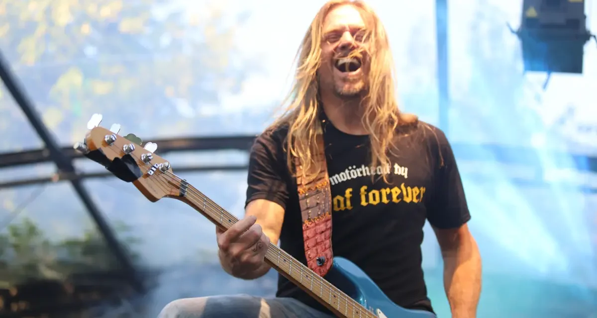 The Dirty Denims zorgen voor energieke rockvibes tijdens Music On Payday 2025