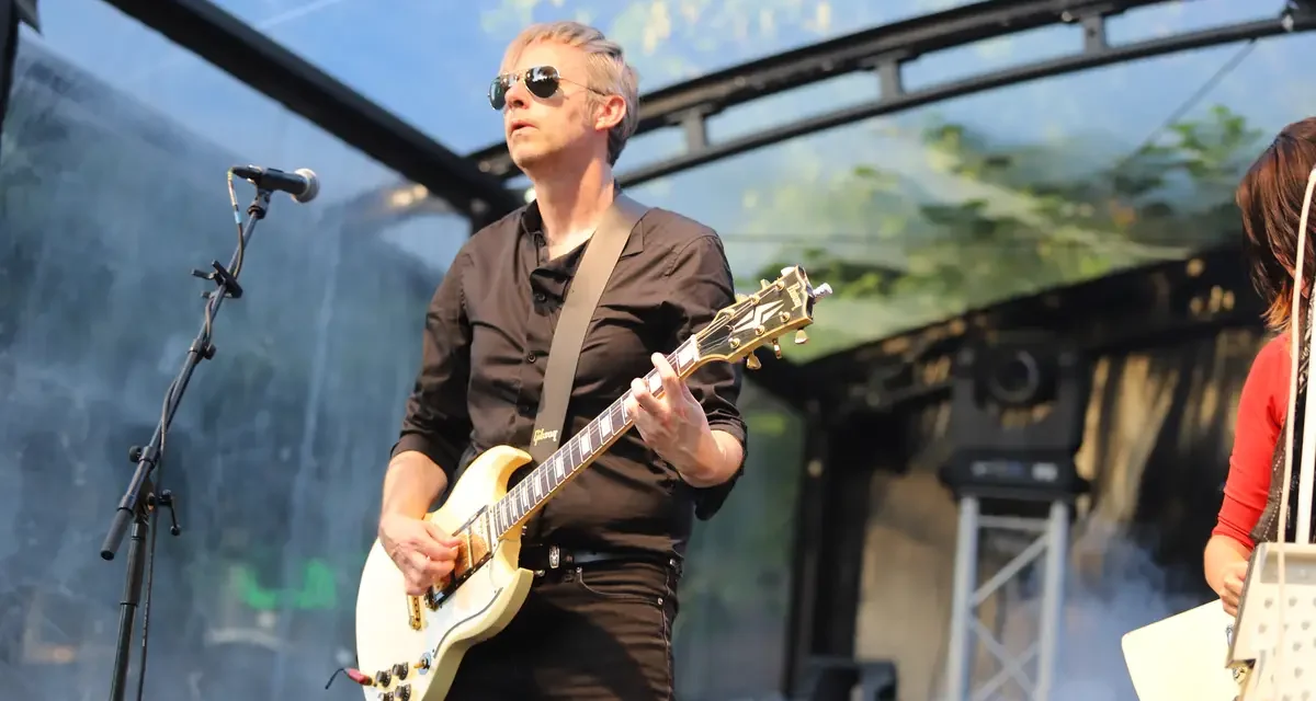The Dirty Denims zorgen voor energieke rockvibes tijdens Music On Payday 2025