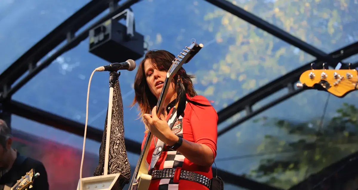 The Dirty Denims zorgen voor energieke rockvibes tijdens Music On Payday 2025