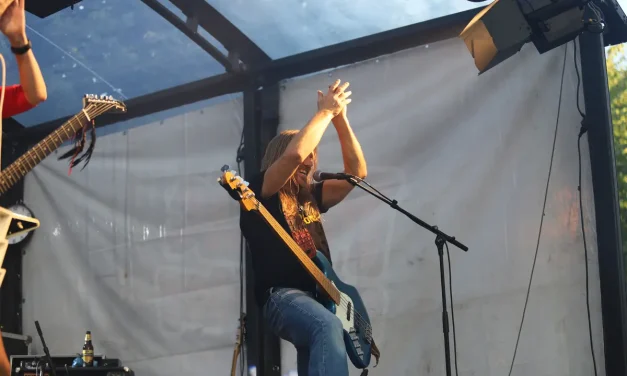 The Dirty Denims zorgen voor energieke rockvibes tijdens Music On Payday 2025