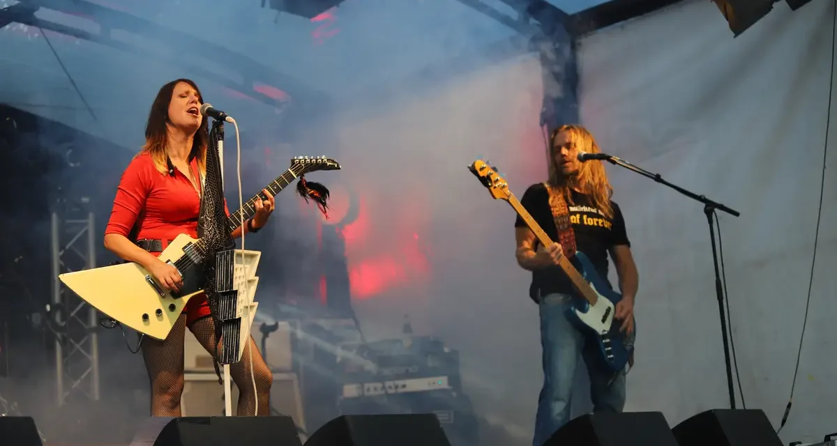 The Dirty Denims zorgen voor energieke rockvibes tijdens Music On Payday 2025