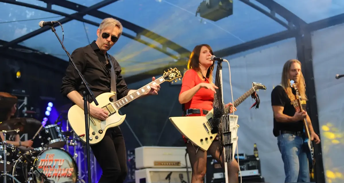The Dirty Denims zorgen voor energieke rockvibes tijdens Music On Payday 2025