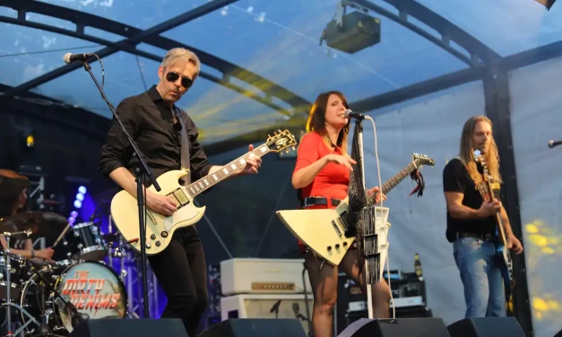 The Dirty Denims zorgen voor energieke rockvibes tijdens Music On Payday 2025