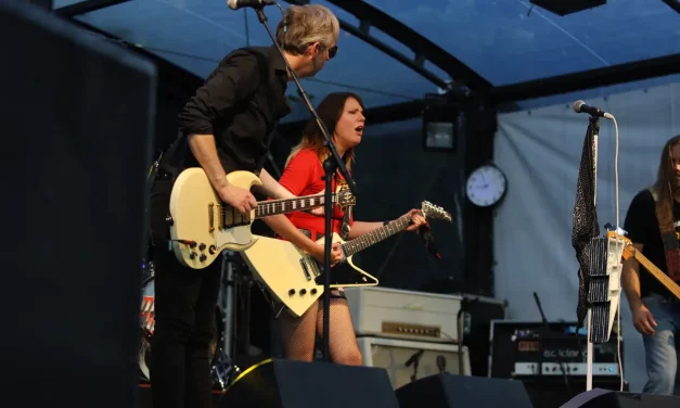The Dirty Denims zorgen voor energieke rockvibes tijdens Music On Payday 2025