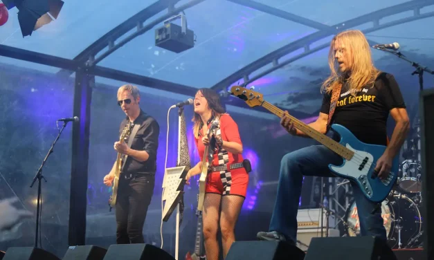 The Dirty Denims zorgen voor energieke rockvibes tijdens Music On Payday 2025
