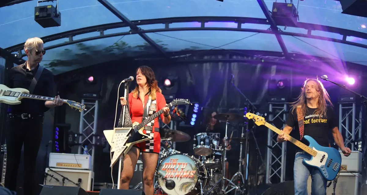 The Dirty Denims zorgen voor energieke rockvibes tijdens Music On Payday 2025