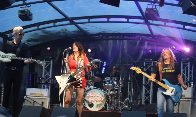 The Dirty Denims zorgen voor energieke rockvibes tijdens Music On Payday 2025