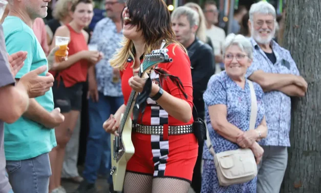 The Dirty Denims zorgen voor energieke rockvibes tijdens Music On Payday 2025