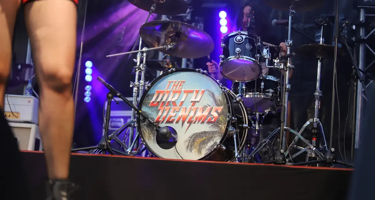 The Dirty Denims zorgen voor energieke rockvibes tijdens Music On Payday 2025