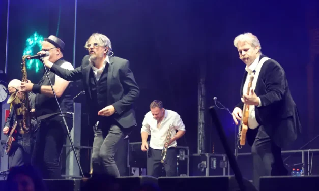 The Skadillacs zorgen voor dansbare energie op Music On Payday 2025 in Eersel