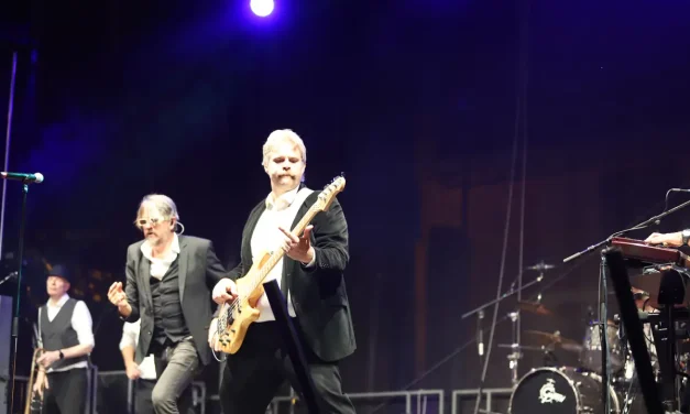 The Skadillacs zorgen voor dansbare energie op Music On Payday 2025 in Eersel