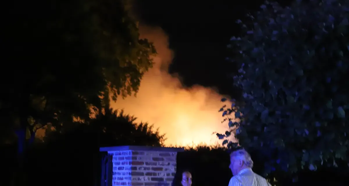 Grote brand verwoest schuur in Luyksgestel
