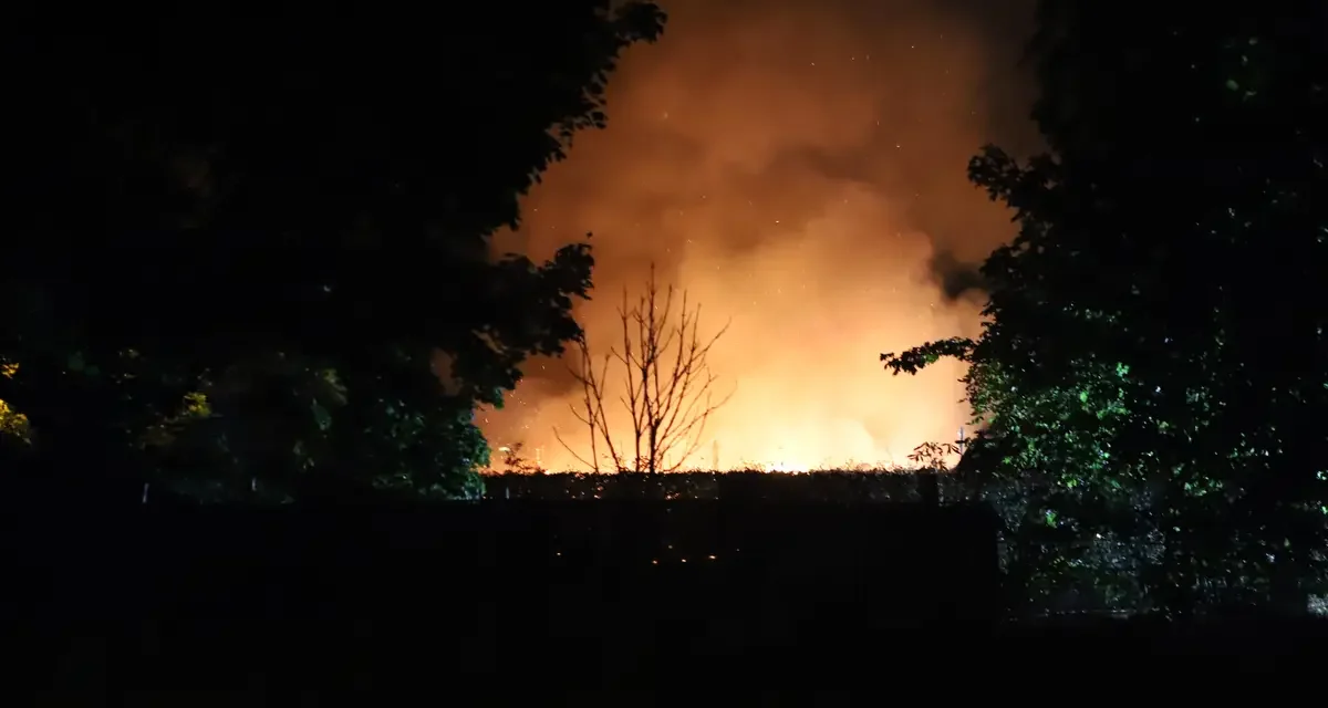Grote brand verwoest schuur in Luyksgestel