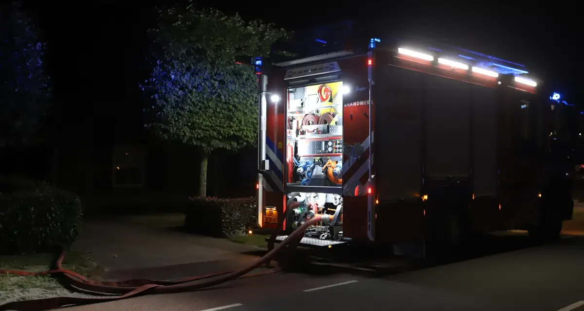 Grote brand verwoest schuur in Luyksgestel